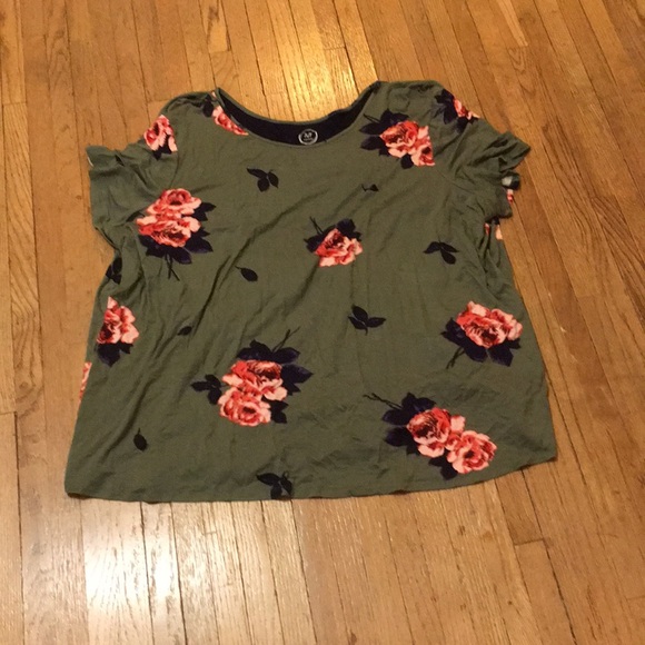 Maurices Tops - Floral T-shirt.